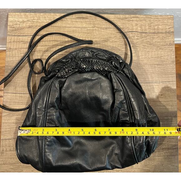 Via Spiga Black Leather Drawstring Shoulder Bag with Snakeskin Accent - Picture 5 of 11